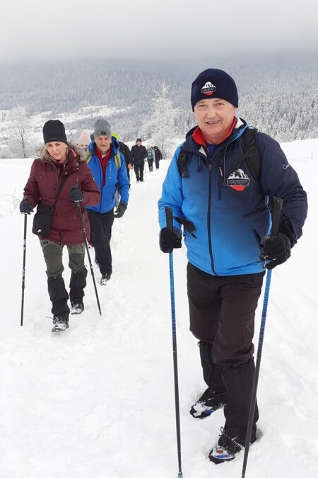 Wyprawa z cyklu „Poznajemy Beskidy ” Beskid Wyspowy i Makowski: Mogielica i Lubomir￼